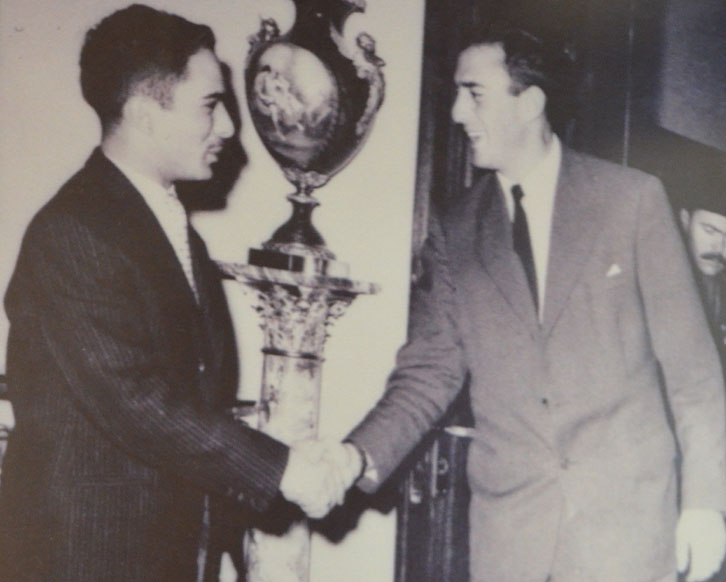 Munib-Masri-with-King-Hussein-bin-Talal-old