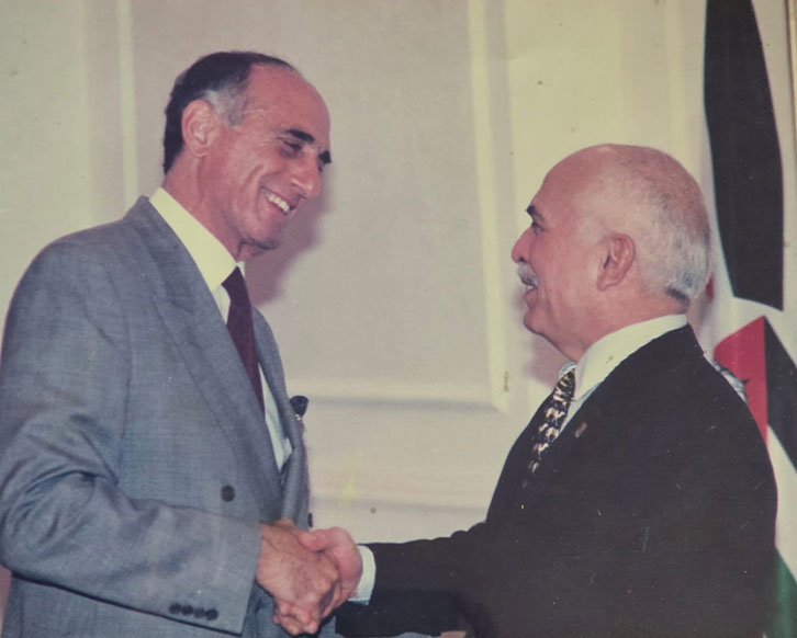 Munib-Masri-with-King-Hussein-bin-Talal